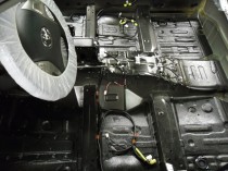 TOYOTA CAMRY -шумоизоляция пола автомобиля